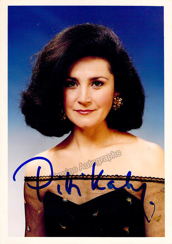 PITTI, Katalin (Various Autographs) - Image 4