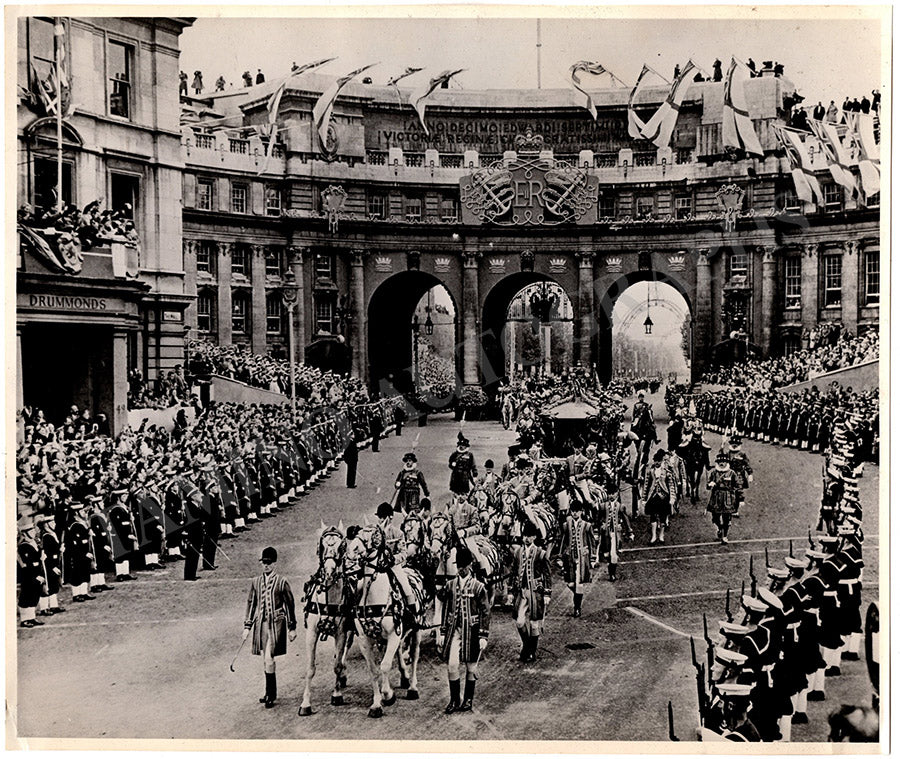 Queen Elizabeth II - Set of Original Photographs of Coronation - Image 3