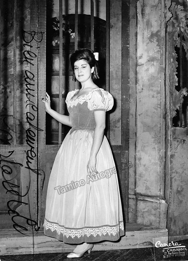RUTILI, Carla (Various Autographs) - Image 32