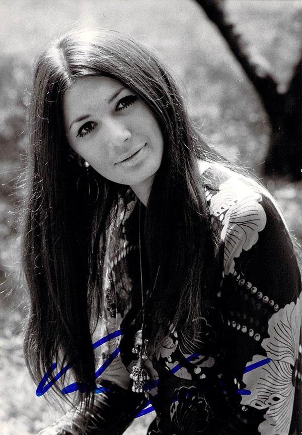 SASS, Sylvia (Various Autographs)