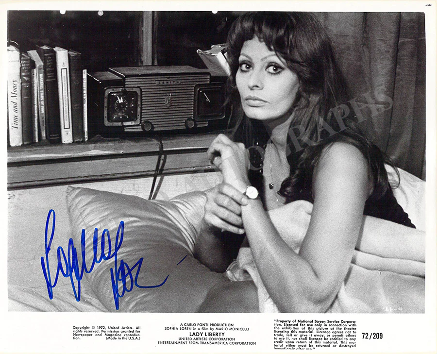 Loren, Sophia - Various Autographs - Image 4