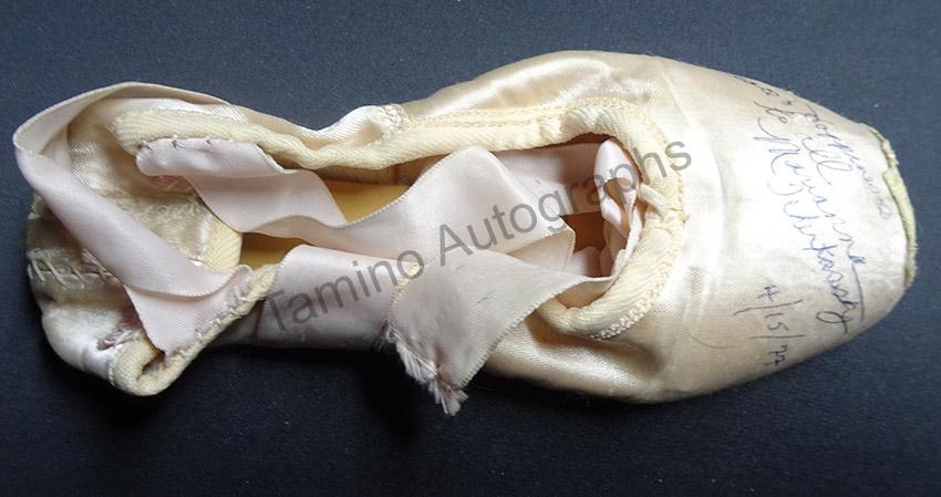 Tcherkassky, Marianna - Signed Pointe Shoe 1977 - Image 2