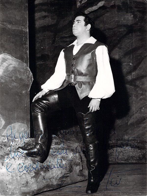 TEI, Enzo (Various Autographs)