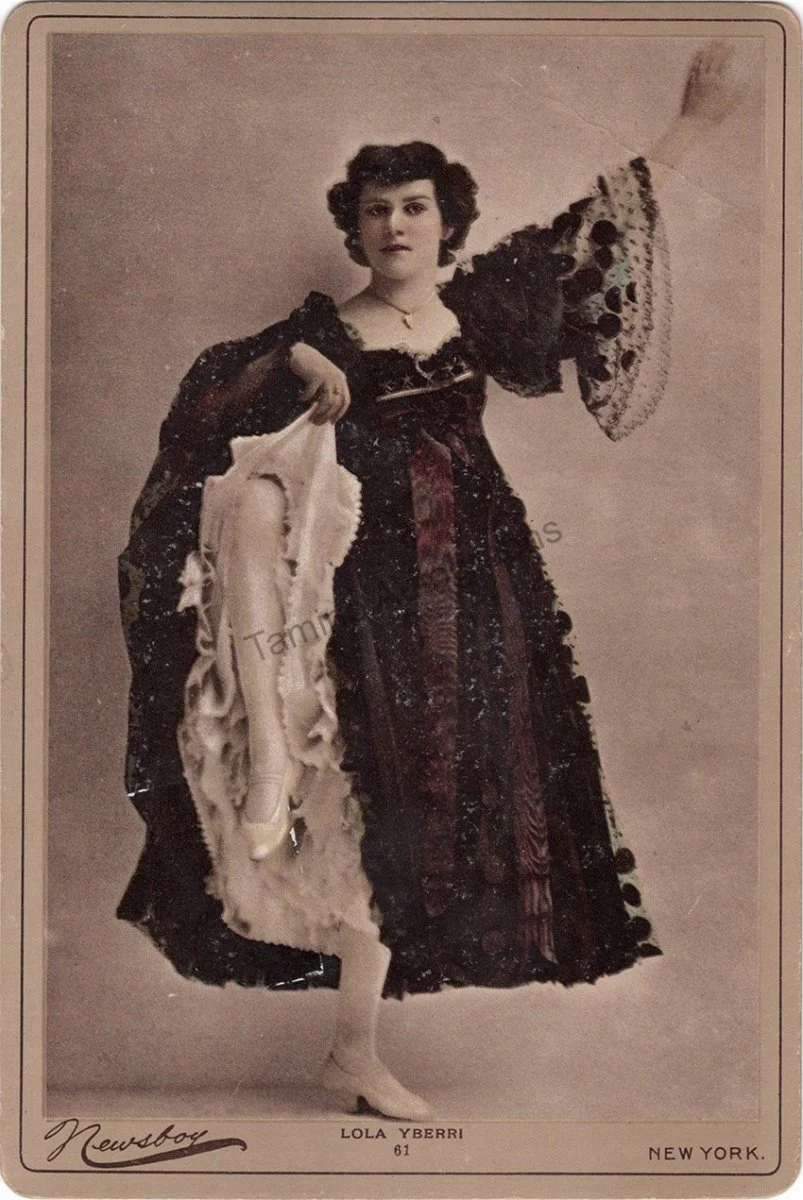 Theater Actresses & Entertainers - Lot of 6 Vintage Photographs (by Newsboy) - Image 3