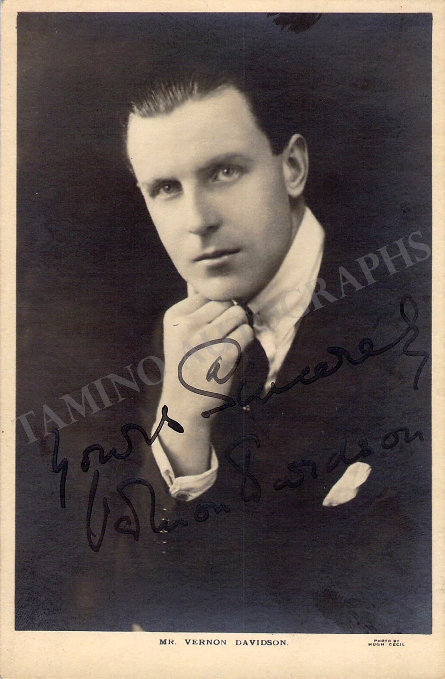 Theater & Music Hall Performers - Set of 5 Signed Photographs - Image 5
