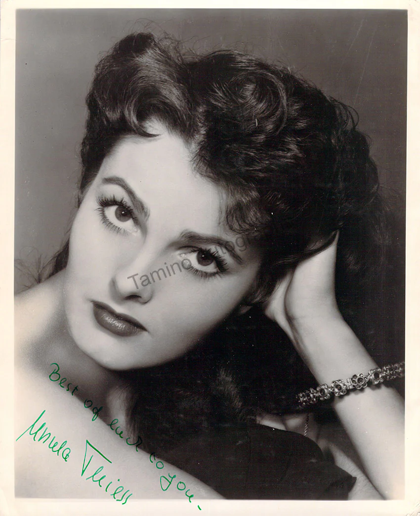 Thiess, Ursula - Signed Photograph