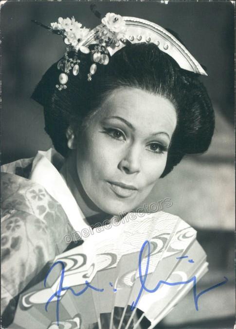 VARADY, Julia (Various Autographs) - Image 4