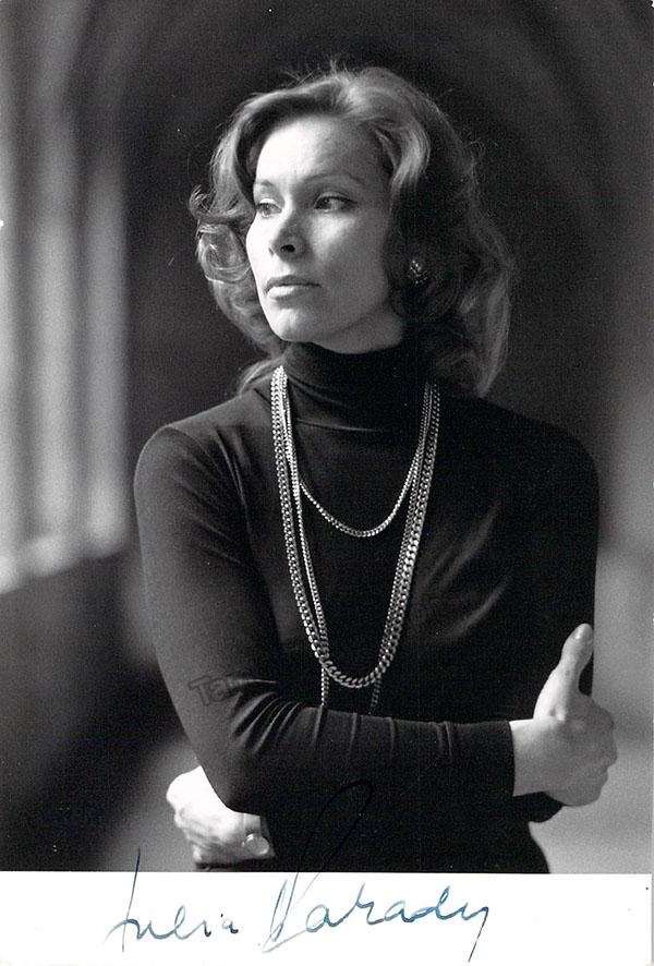 VARADY, Julia (Various Autographs) - Image 6